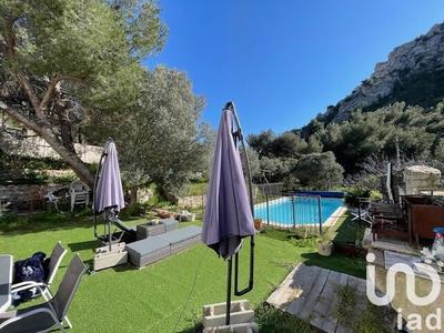 Maison - 93 m² - 4 pièces