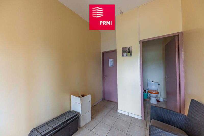 Local commercial - 85 m² - 3 pièces