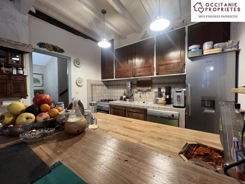 Propriété - 356 m² - 15 pièces