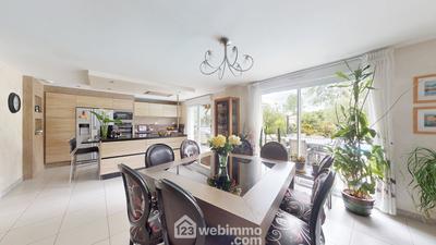 Maison - 169 m² - 7 pièces