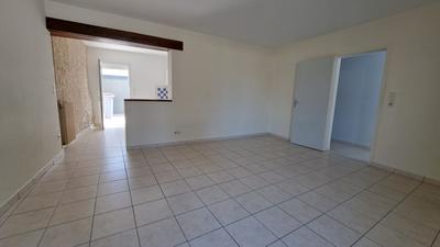 Maison - 83 m² - 4 pièces