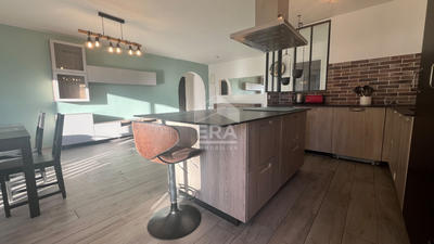 Appartement - 90 m² - 4 pièces