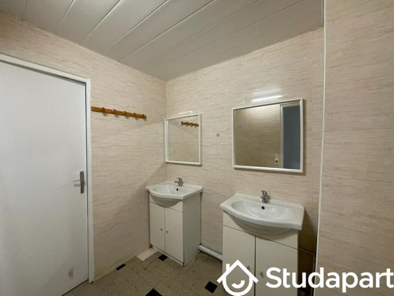 Chambre - 18 m² - 1 pièce