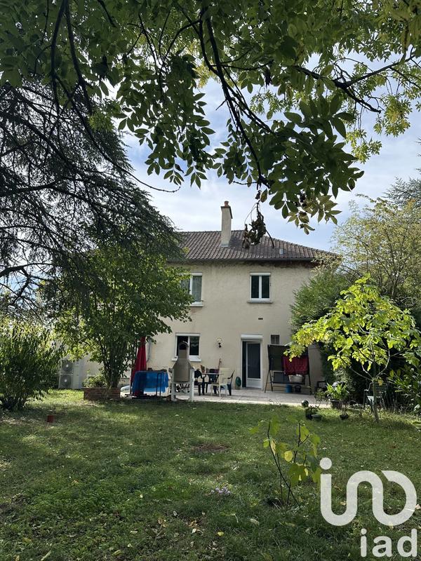 Maison - 186 m² - 8 pièces