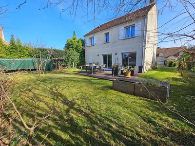 Maison - 130 m² - 6 pièces