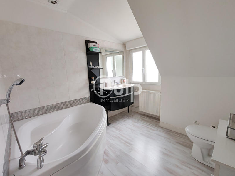 Maison - 115 m² - 5 pièces