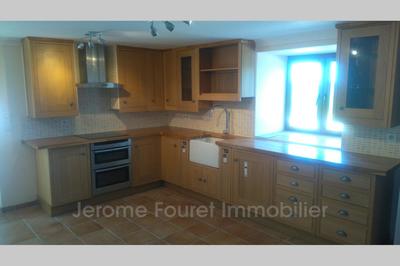 Maison - 900 m² - 6 pièces