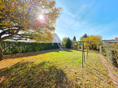 Maison - 107 m² - 6 pièces