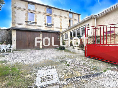 Maison - 140 m² - 6 pièces