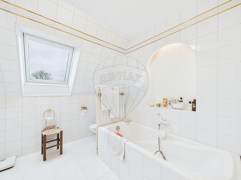 Maison - 96 m² - 6 pièces