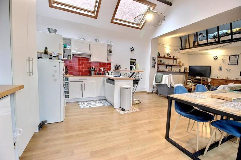 Appartement - 82 m² - 3 pièces