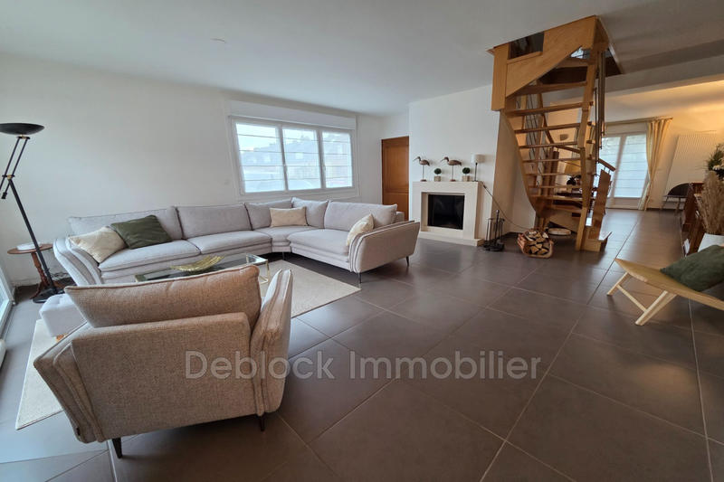 Maison - 138 m² - 1 pièce