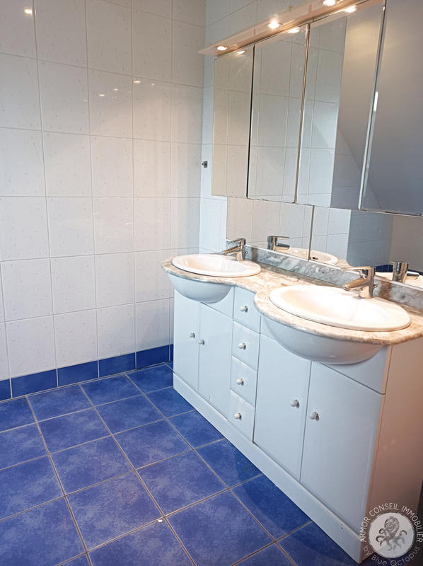 Maison - 190 m² - 6 pièces