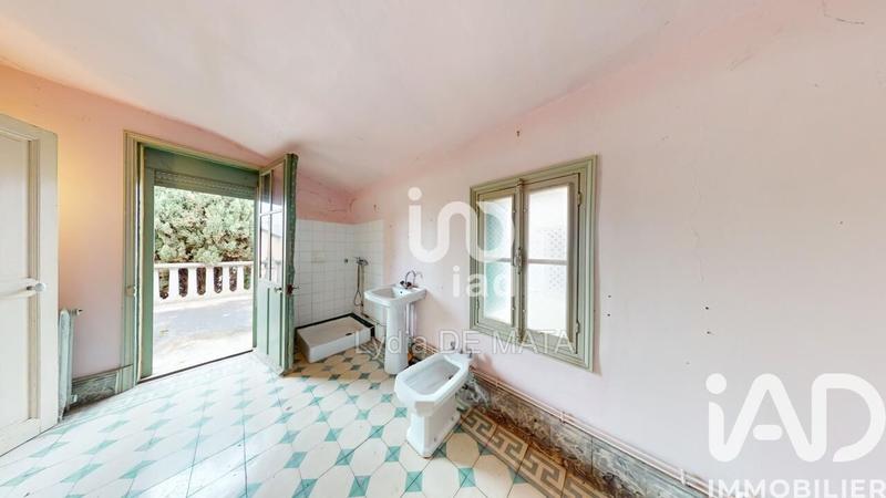 Maison de village - 250 m² - 7 pièces