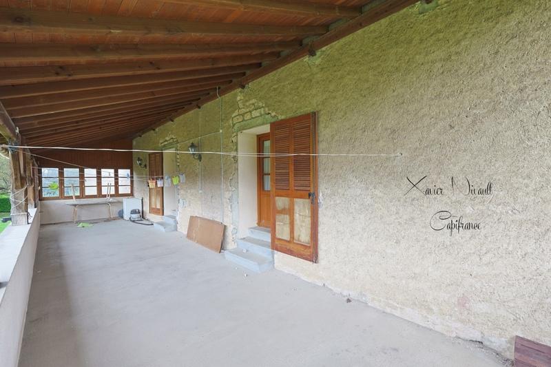 Maison - 261 m² - 6 pièces