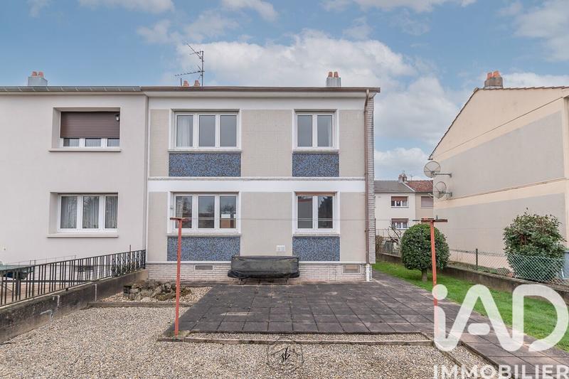 Maison - 82 m² - 5 pièces