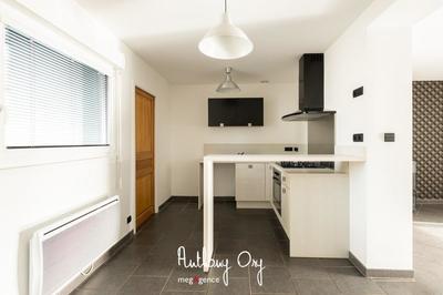 Maison de ville - 75 m² - 4 pièces