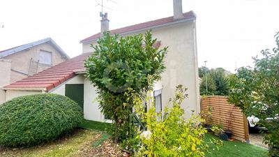 Maison - 81 m² - 4 pièces
