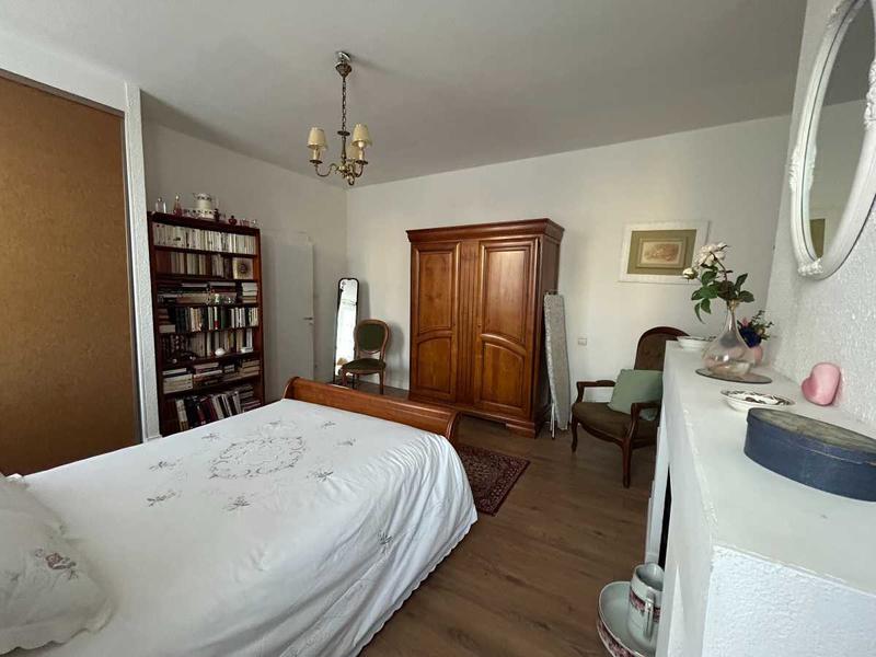 Appartement - 95 m² - 3 pièces