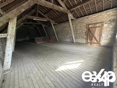 Maison - 268 m² - 7 pièces