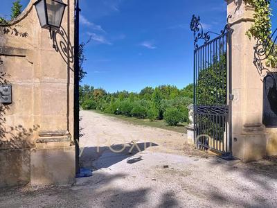 Propriété - 653 m² - 28 pièces