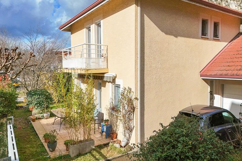 Maison - 105 m² - 4 pièces