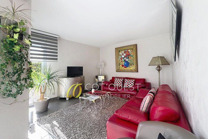 Appartement - 93 m² - 4 pièces