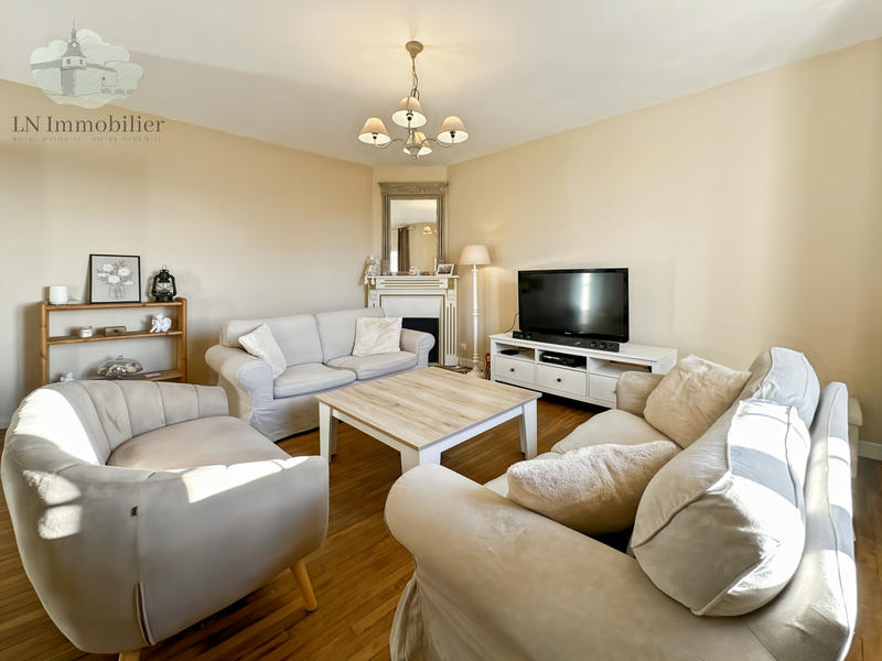 Maison - 142 m² - 5 pièces