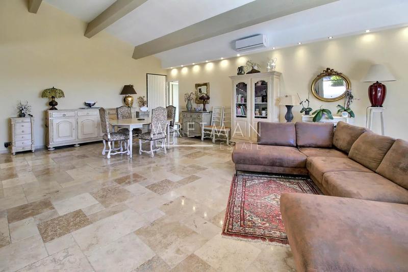 Villa - 146 m² - 5 pièces