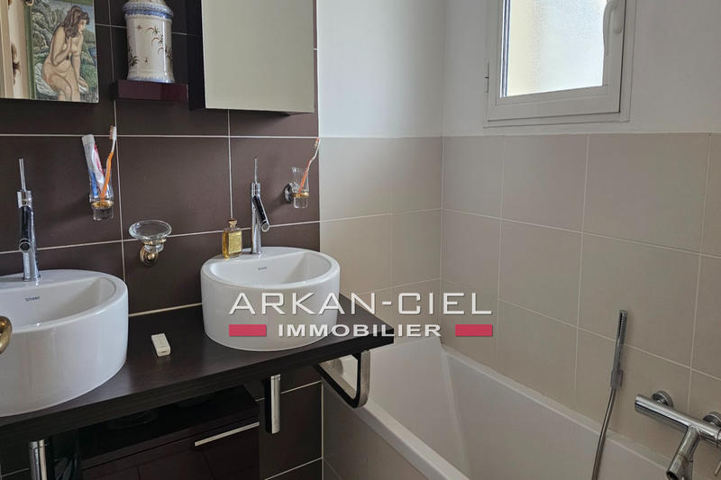 Appartement - 108 m² - 4 pièces