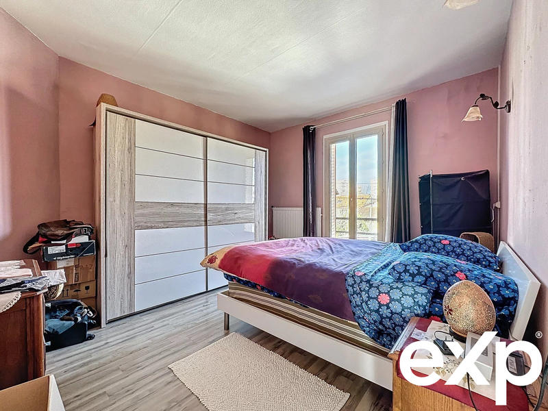 Maison - 186 m² - 7 pièces