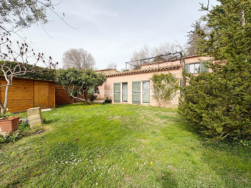 Maison - 143 m² - 6 pièces