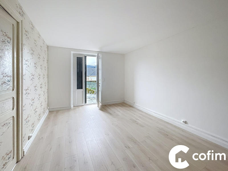 Maison - 165 m² - 6 pièces