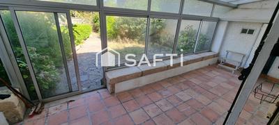 Maison - 225 m² - 7 pièces