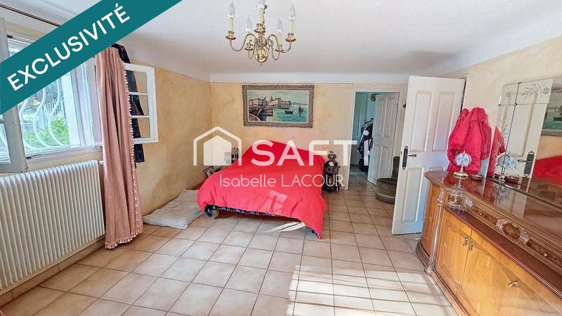 Villa - 260 m² - 6 pièces