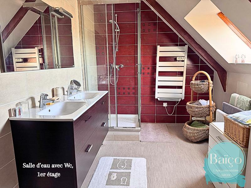 Maison - 92 m² - 5 pièces