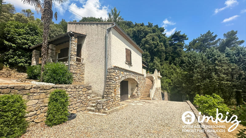 Maison - 140 m² - 5 pièces