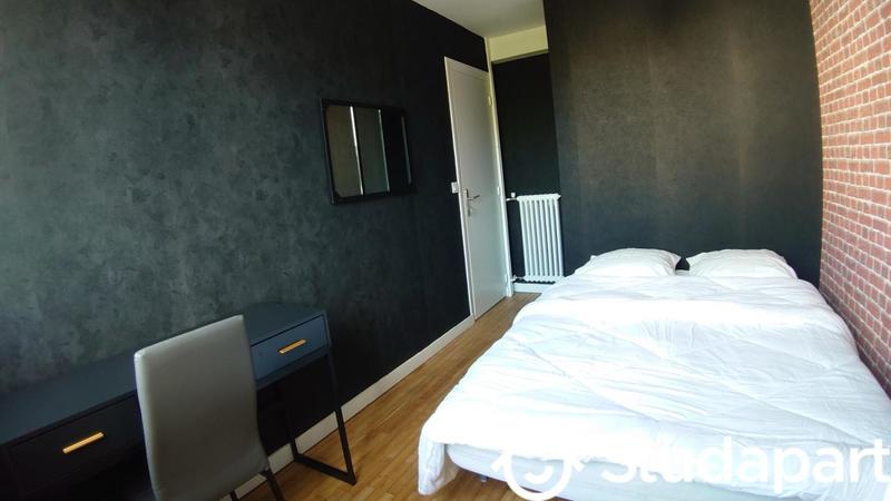 Chambre - 13 m² - 1 pièce