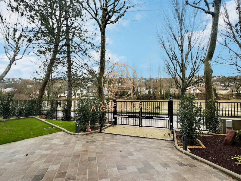 Appartement - 81 m² - 3 pièces