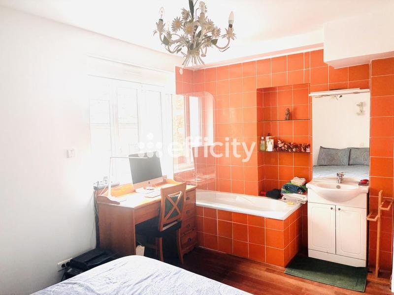 Maison - 165 m² - 6 pièces