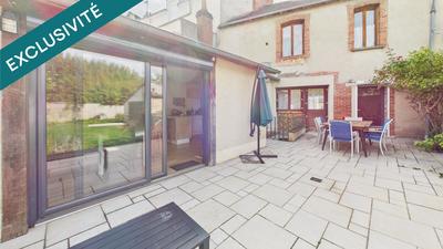 Maison - 240 m² - 6 pièces