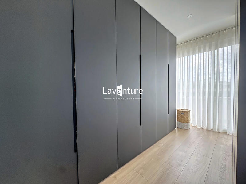 Appartement - 118 m² - 6 pièces