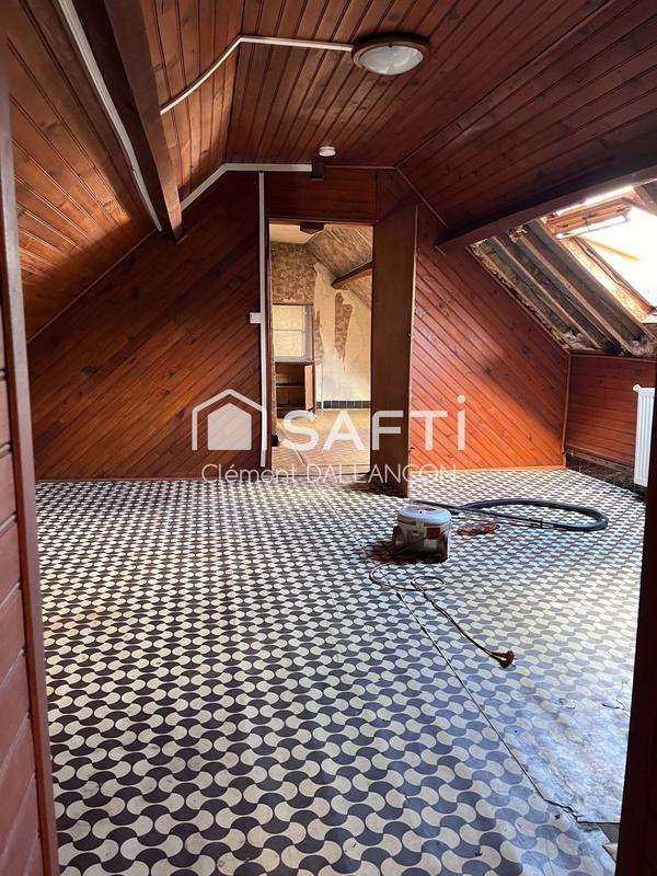 Maison - 112 m² - 7 pièces