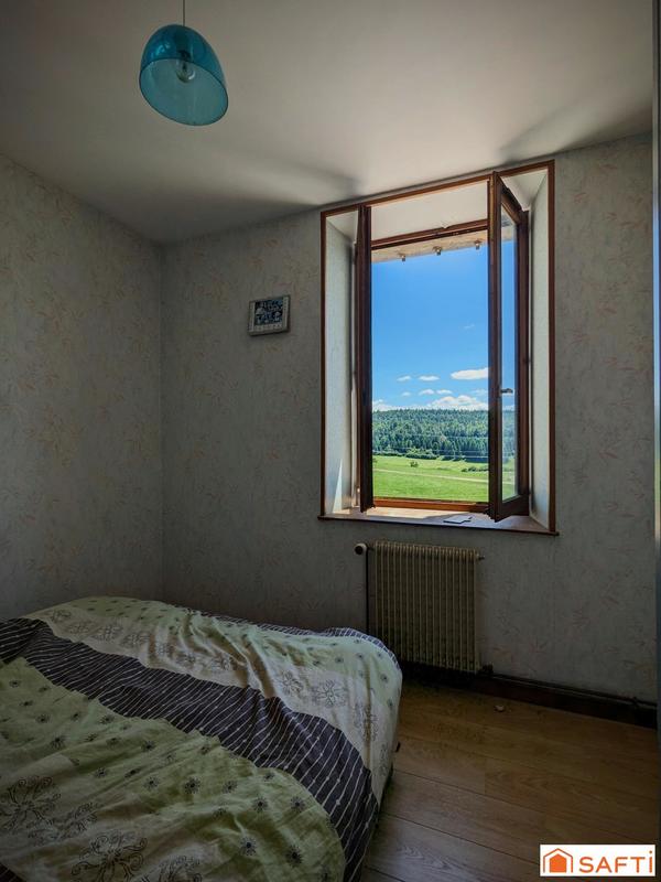 Maison de village - 170 m² - 8 pièces