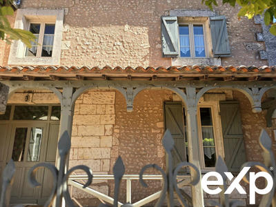 Maison ancienne - 220 m² - 7 pièces