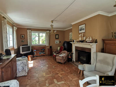 Maison traditionnelle - 140 m² - 6 pièces