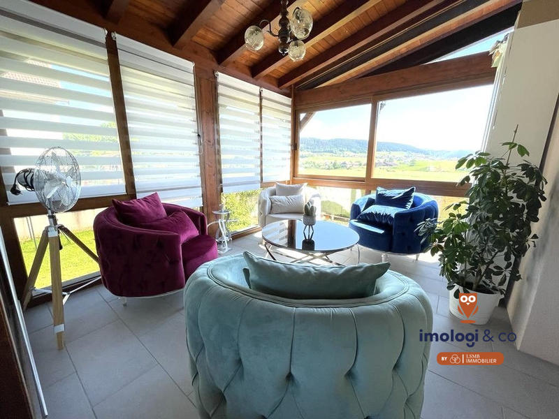 Appartement - 143 m² - 5 pièces