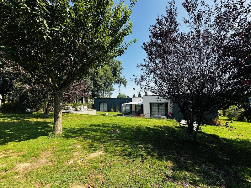 Maison - 160 m² - 5 pièces