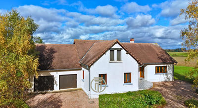 Maison - 140 m² - 5 pièces