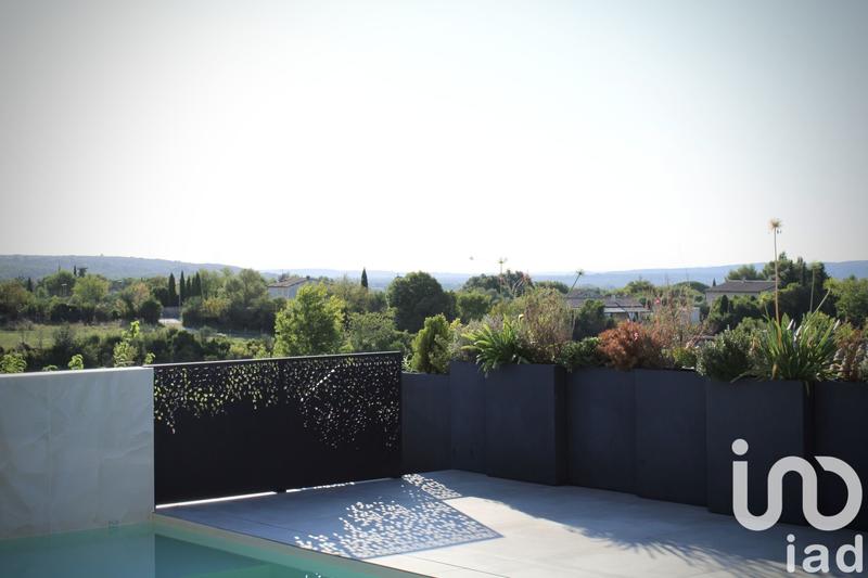 Maison - 185 m² - 7 pièces